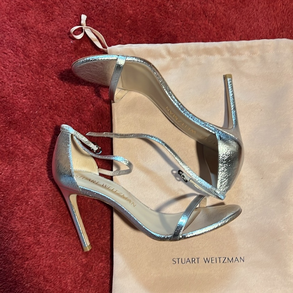 Stunning Stuart Weitzman Silver Heels for Sale, size 9, 4inch heel